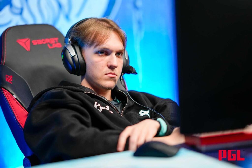 Gleb “kiyotaka” Zyryanov competing as a Dota 2 mid laner on the main stage