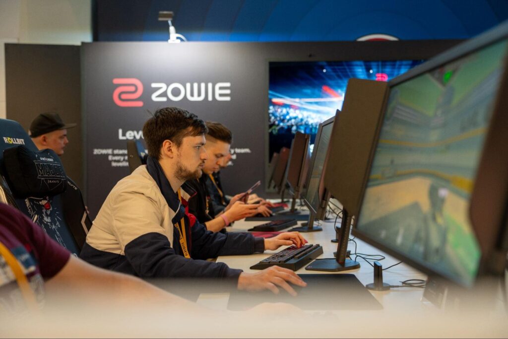 Media attendees testing CS2 setups on ZOWIE monitors during the StarLadder Budapest Major media tour