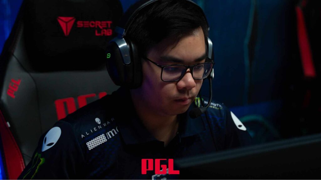 Michael "miCKe" Vu playing carry for Team Liquid during a professional Dota 2 match