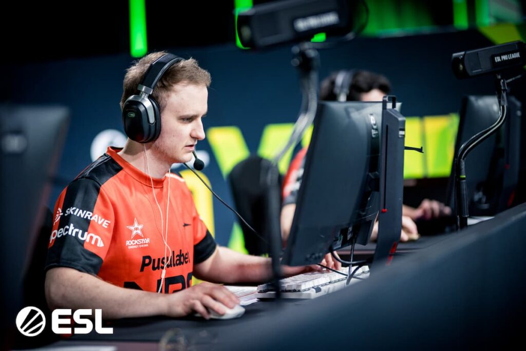 XoTiC competing for NRG