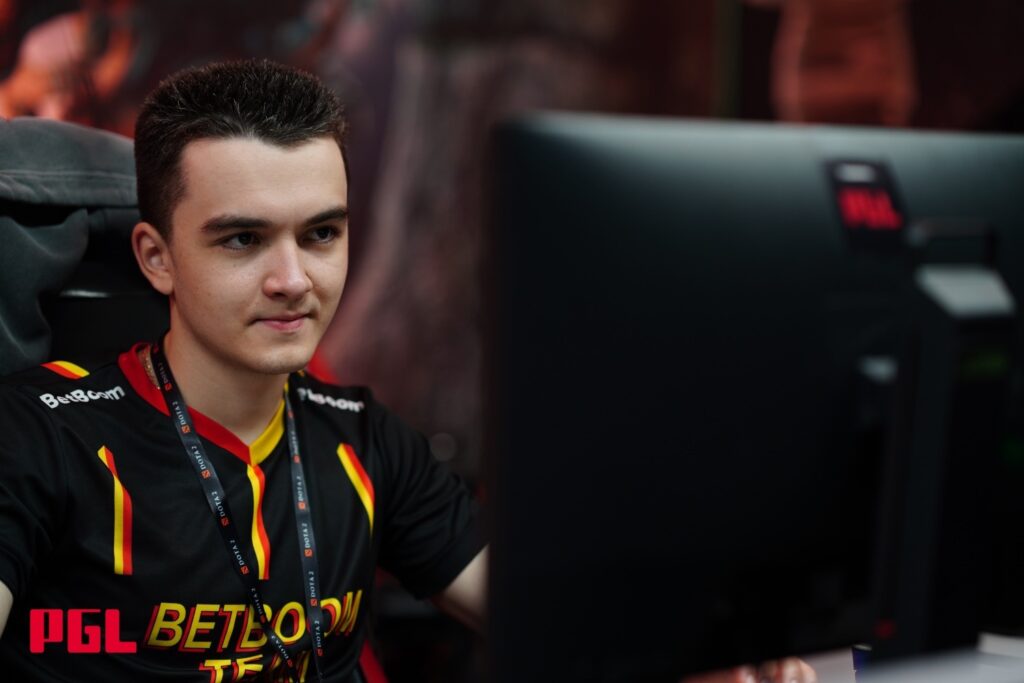 Matvey "MieRo" Vasyunin