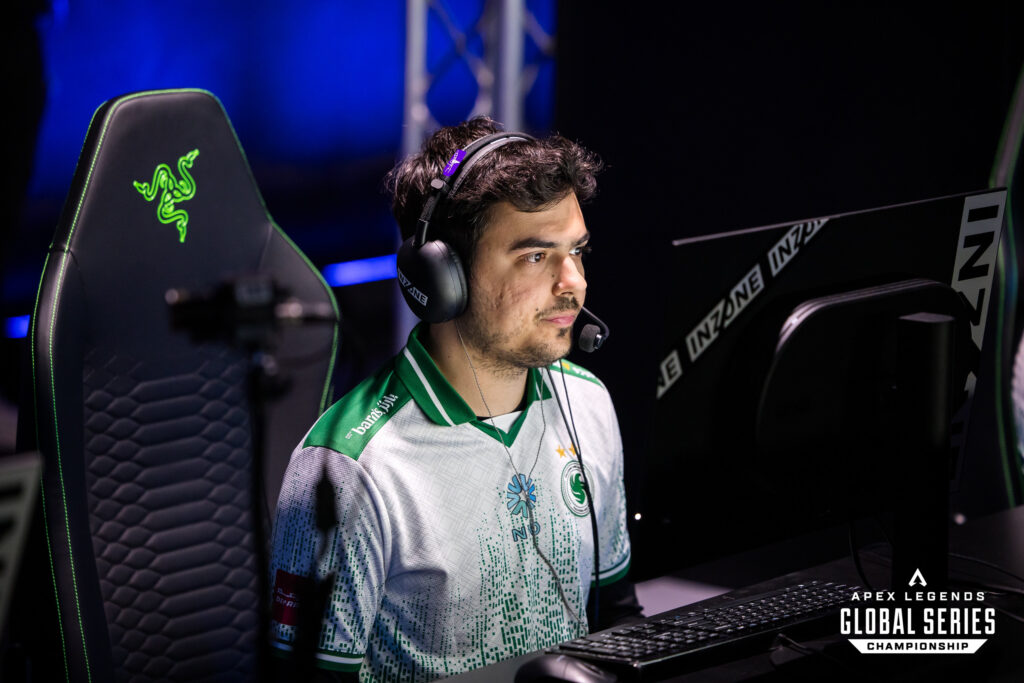 ImperialHal for Team Falcons at Apex Legends Champs 2025