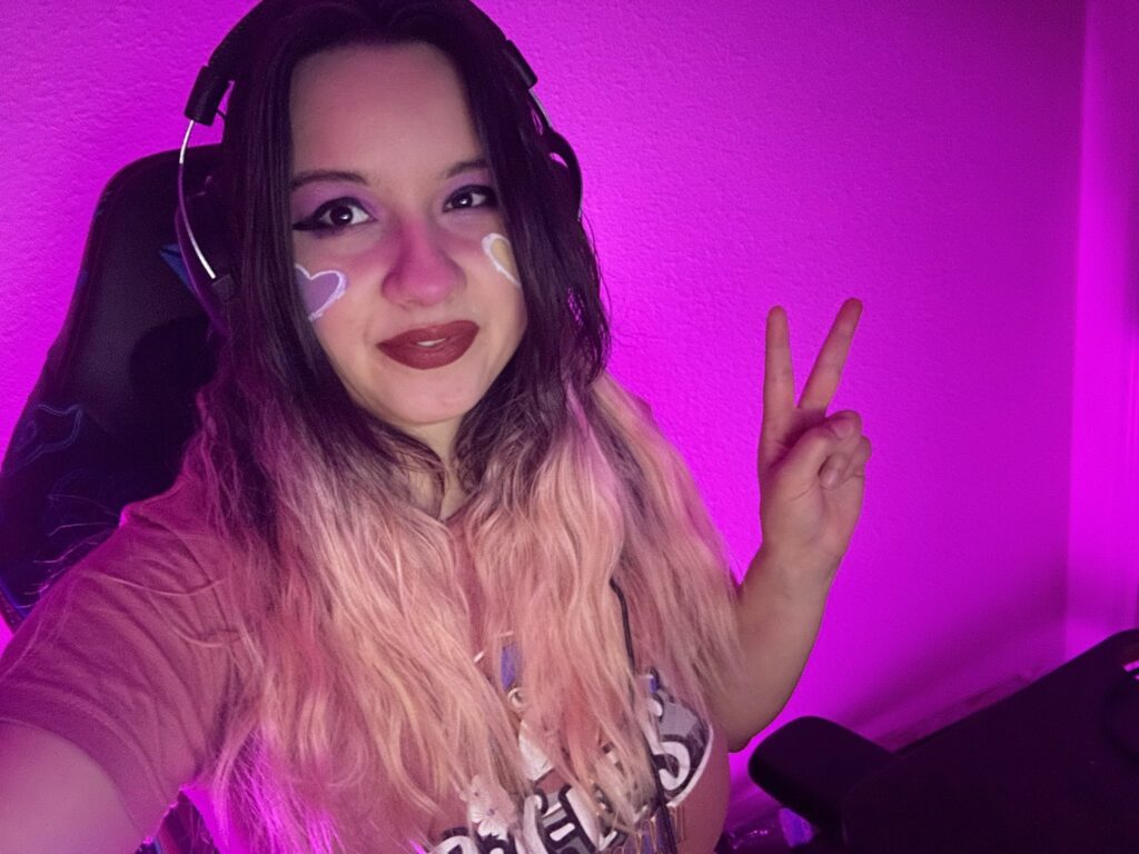 noodlestreamer selfie
